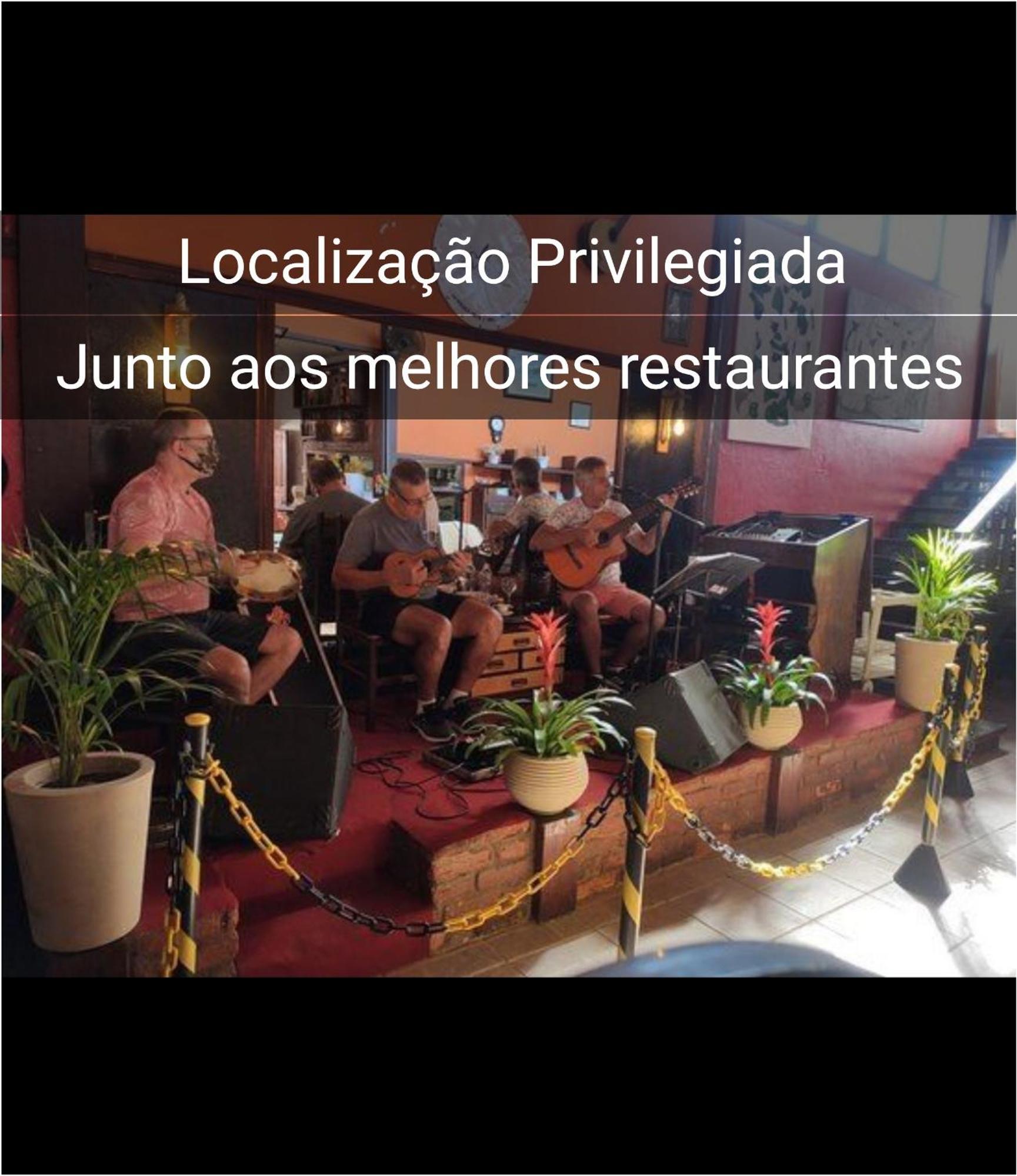 POUSADA DO SANDRINHO no centro de Conservatória Exterior foto